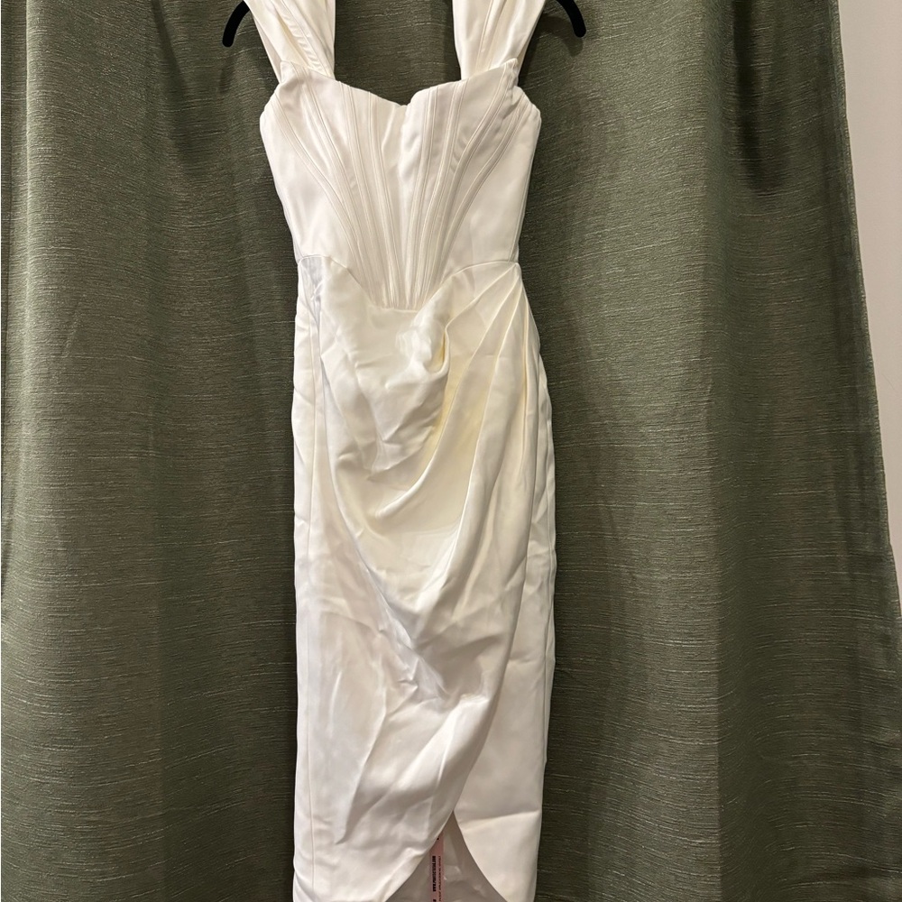 Elegant White House of CB Dress